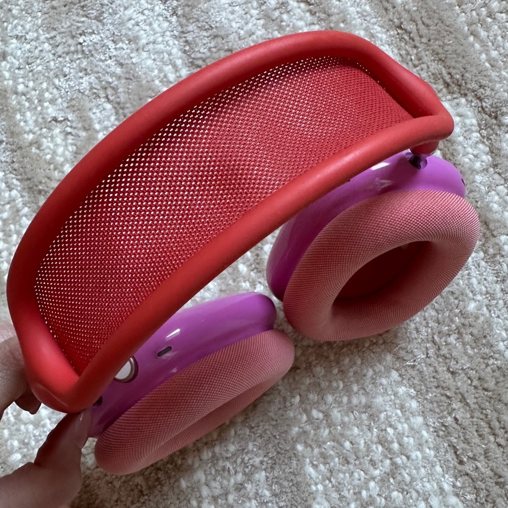 Apple Over-Ear Headphones in Pink and Red with Interchangeable Ear Cups - Picture 2 of 5